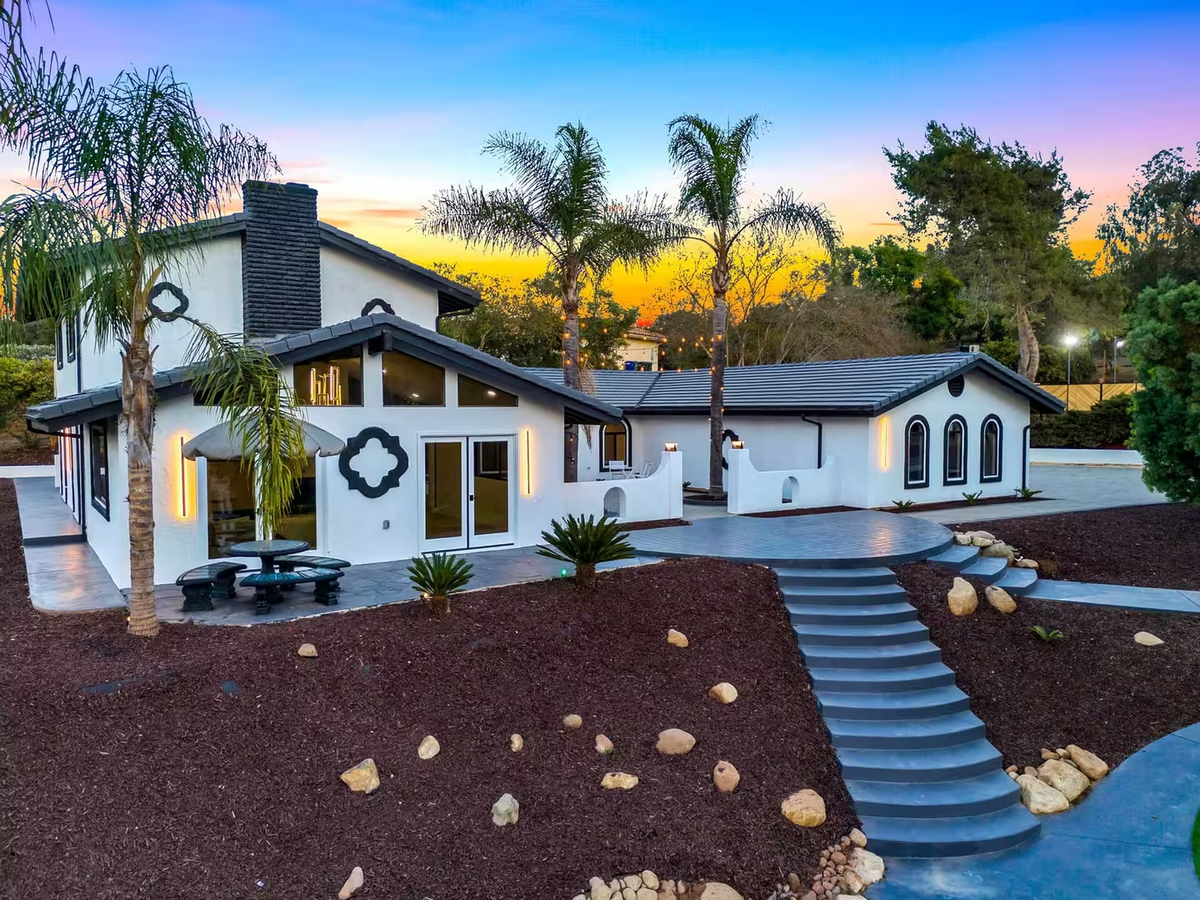 San Diego Vacation Rentals vs. Hotels: Which Is Better for Your Stay? 