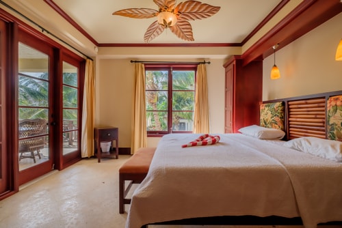 Tropical Tranquility Suite | Upper Level 1BR Sea