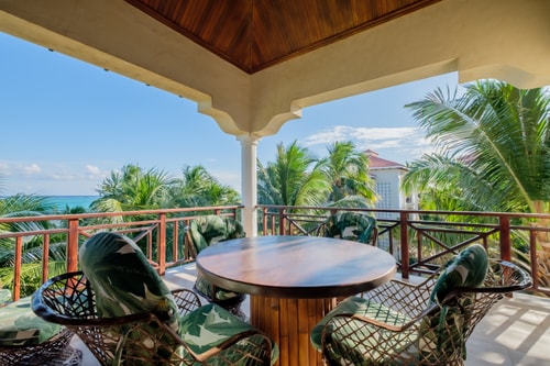 Reef Haven Penthouse | 1BR Sea View Suite