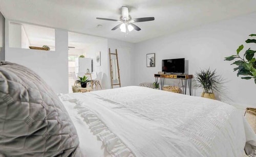 Boho 5 Studio close to BEACH | Airport |Cruiseport