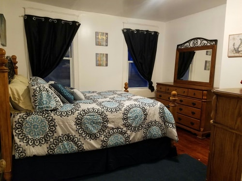 4 Charming Nurse, Grad student and Medical Housing