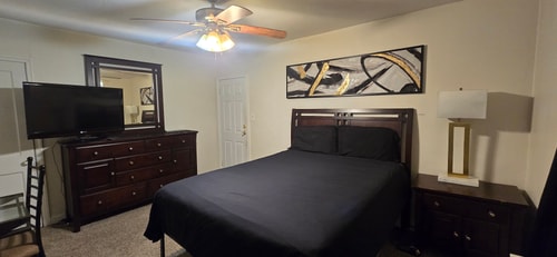 2 Exclusive Nurse, Medical, Grad Student Housing