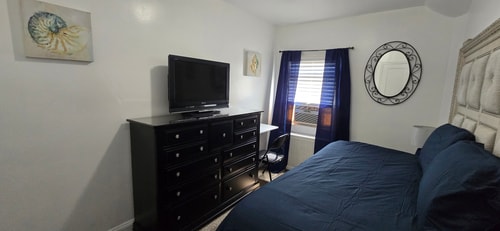 4 Exclusive Nurse, Medical, Grad Student Housing