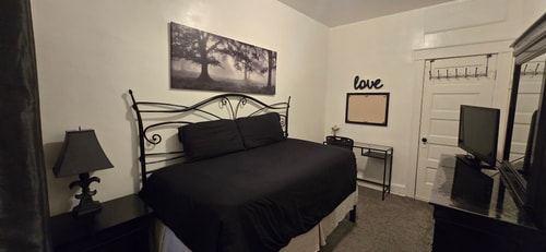 3 Charming Nurse, Medical, Grad Student Housing