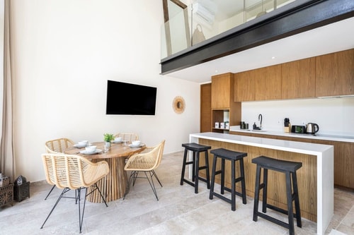 One of a kind! Loft with small pool