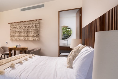 Marvellous Modern Studio with balcony
