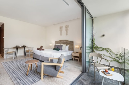 Tulum Getaway · Chic Studio + Pool Access