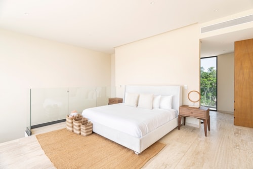 Private villa with roftop pool, gym and shared pool