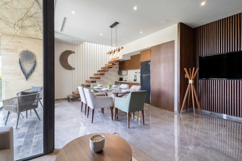 Magnificen 1 bd w/ private pool, WiFI & AC