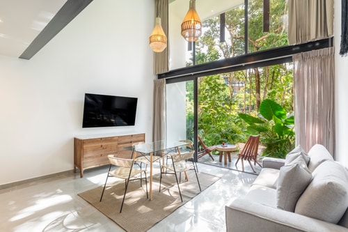 amazing loft with pool view!