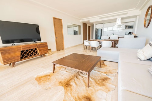 Amazing PH, private pool. ocean view, AC & Wi-Fi