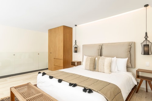 One of a kind! Bright loft with small private pool