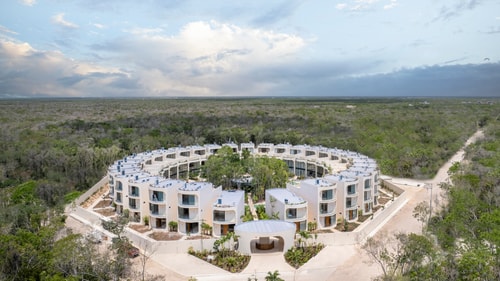 Mistiq Villa, 3 BD, Private Roof