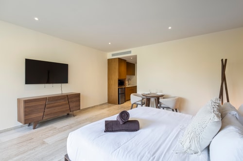 Beautiful studio at Mistiq Temple II