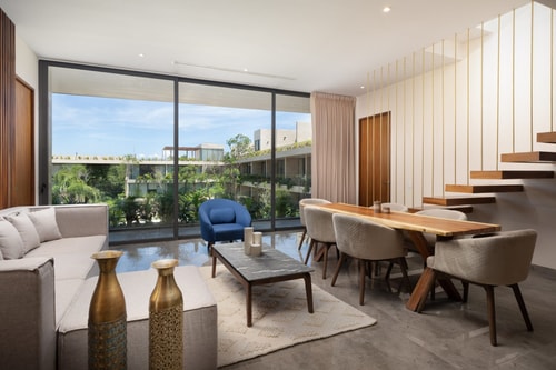 Luxury Penthouse • Private Pool, Gym Access, Wi-Fi