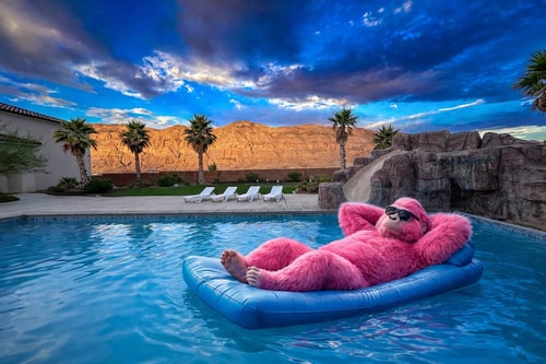 Your Own Private Resort | Pool, Golf, Sleeps 32