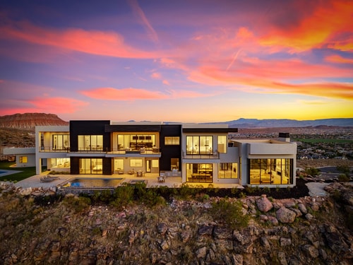 Zion Mountain | Private Pool/Pickleball | Helipad