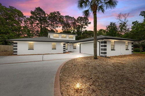 The Old Post House | Sleeps 12 | Destin Bay Bridge