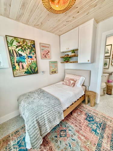 Tiny Modern Okaloosa Island Waterfront Studio