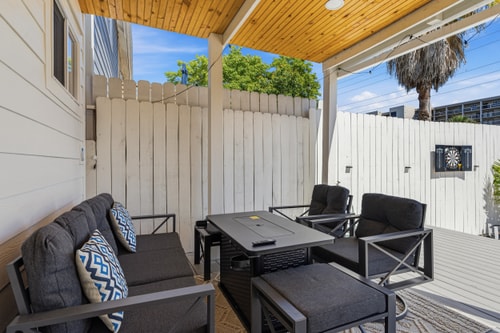 Billfish Beach 3BD Surf House 2-Min to Best Beach