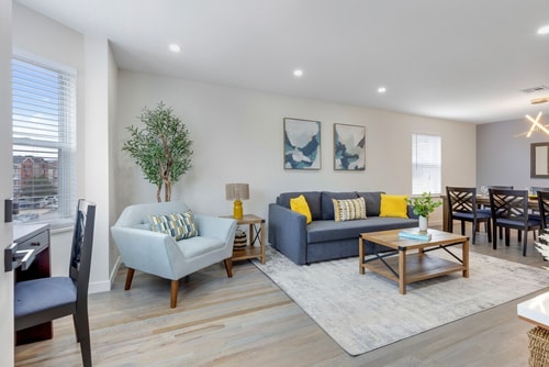 Stylish 3 bed/2bath close to NYC