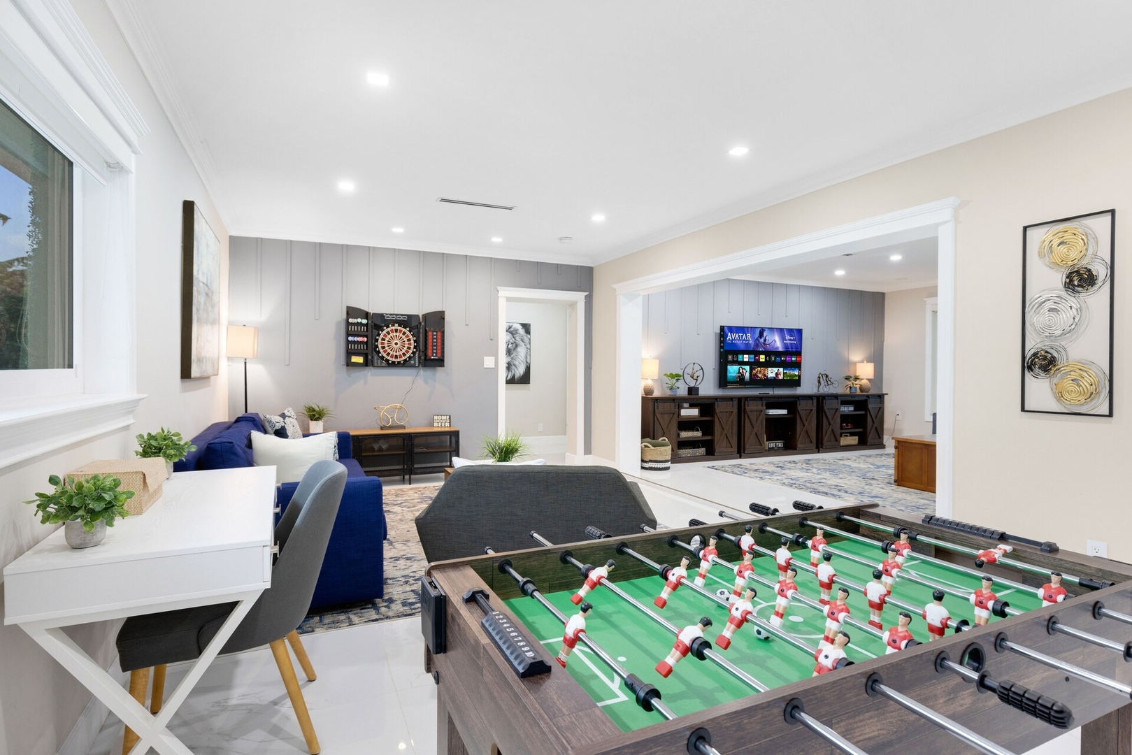 Light & Quiet 4-Bedroom Villa w/ Heated Pool & BBQ — photo 3
