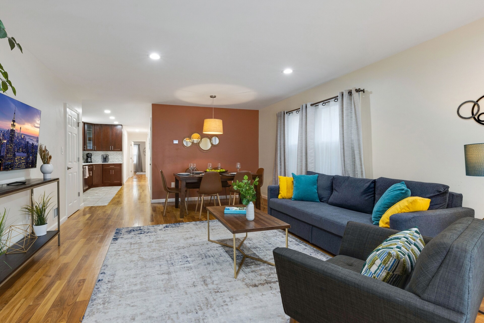 Cozy 3 Bedroom Family Apartment Close to Manhattan — photo 6