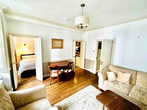 Perfect West End Launchpad