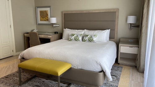 Hilton Bentley Beachfront Unit