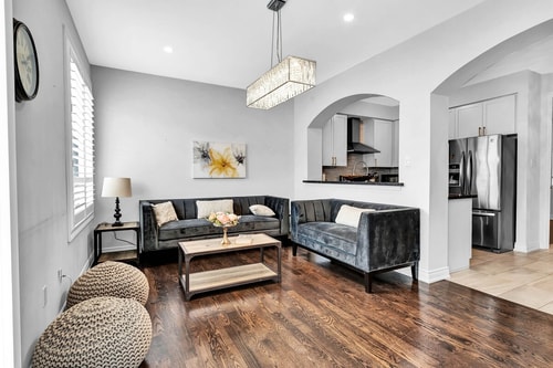 Spacious 4-Bedroom Home! Heartland, Mississauga