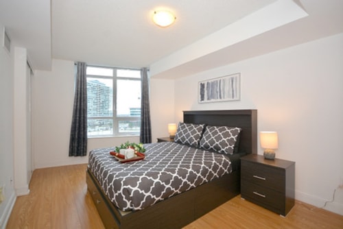 Fully Furnished Two BDR, Near Square1 Mall! (JR)