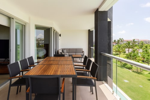 Luxury Unit w/Airport Pickup & Concierge