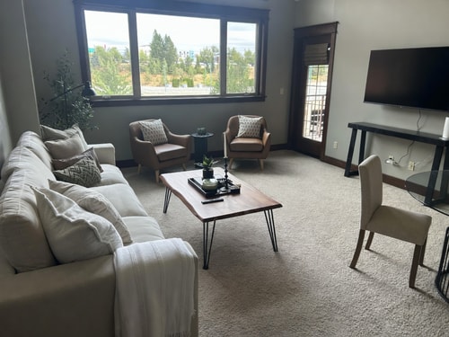 Riverstone 2BR Condo | Shops, River & Lake Nearby
