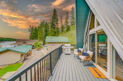 Private Beach with Amazing View