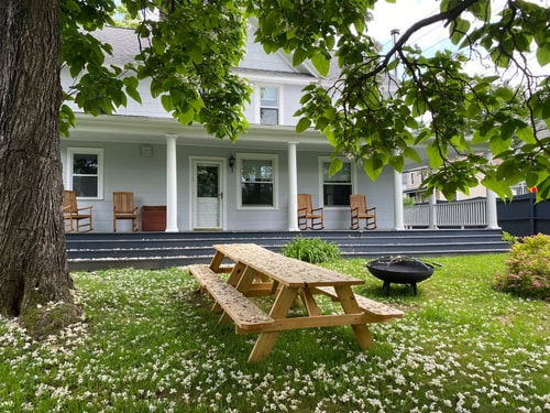 Farmhouse with Hot Tub near New Paltz and Kingston