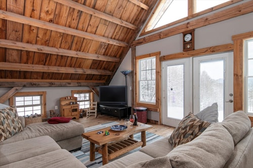 Vermont Retreat: 3BR with Mountain Views & Trails