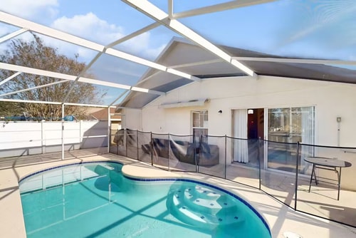 Heated Pool House near Disney World | Pet Friendly