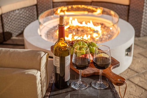 Steps to Beach, Heated Pool, Boutique Hotel Studio