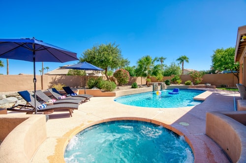 Upscale Phoenix Abode: Walk to South Mountain Park