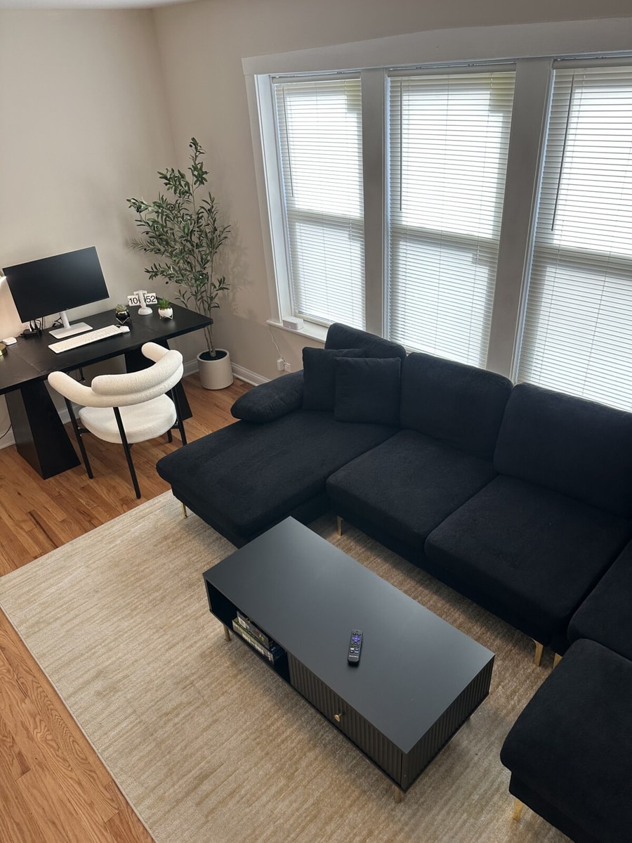 Private Workspace & Modern Stylish Stay
