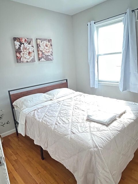 Private Deck, Near NYC & Pet Friendly · 2