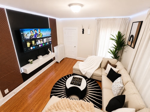 6BR Apt • Workspace • Near Lakefront + Red Line