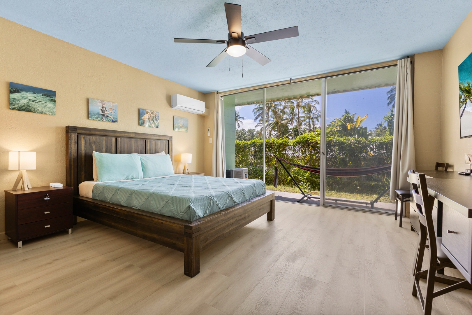 Walk To Beach • Balcony + Garden Views / Sleeps 2 - Hilo, HI