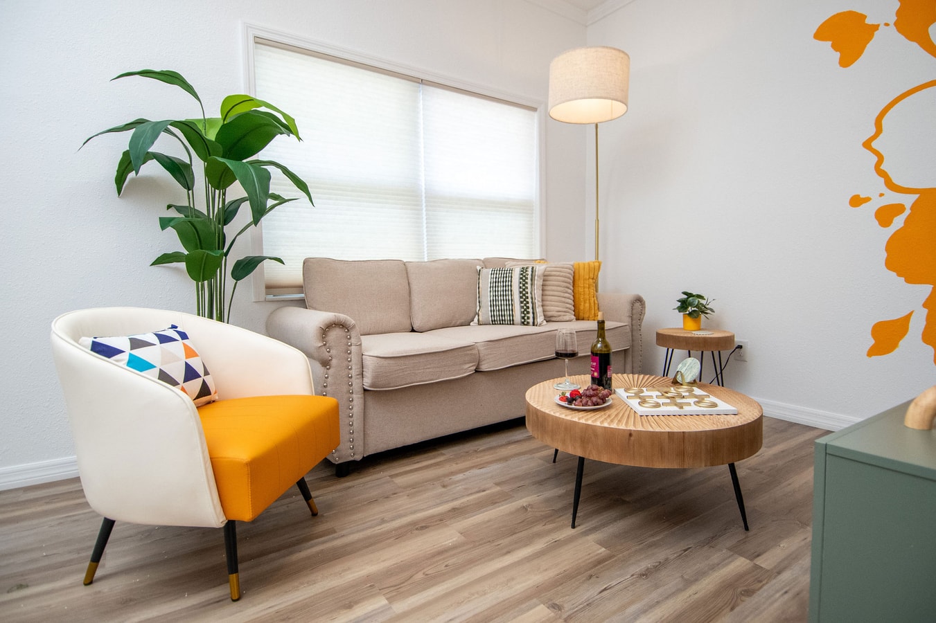 Coastal Stay & Private Yard + Grill & Games