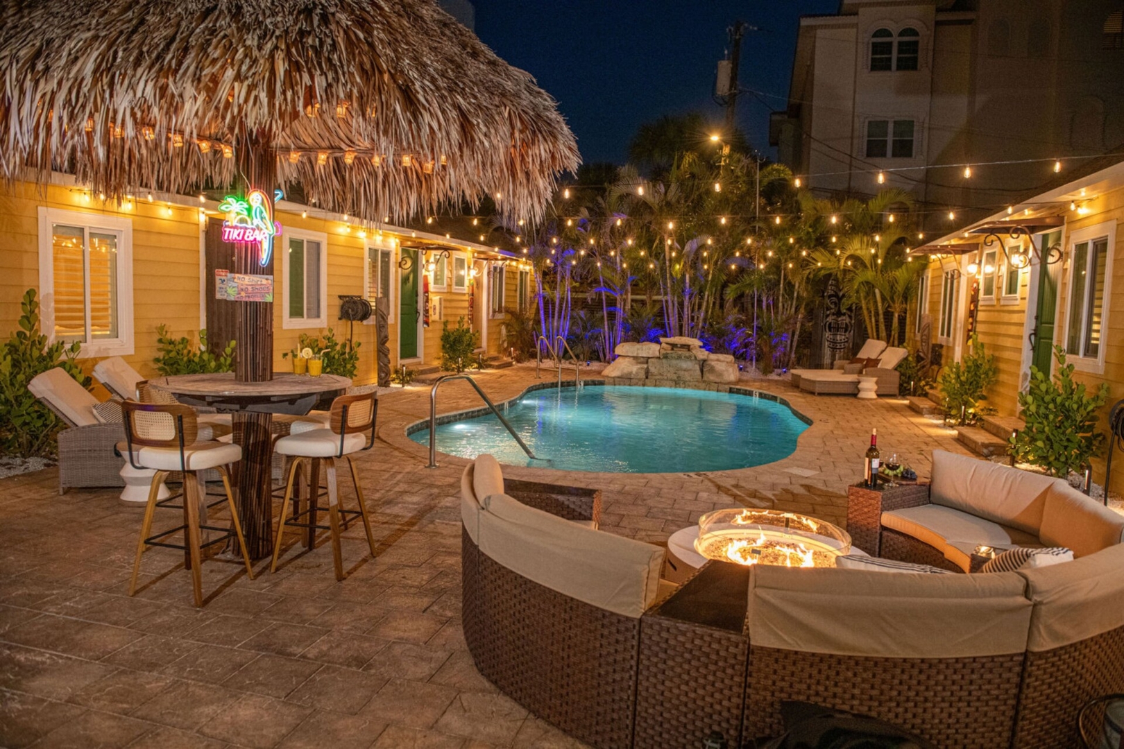 King Bed-step To Madeira Beach-heated Pool-private - Treasure Island, FL