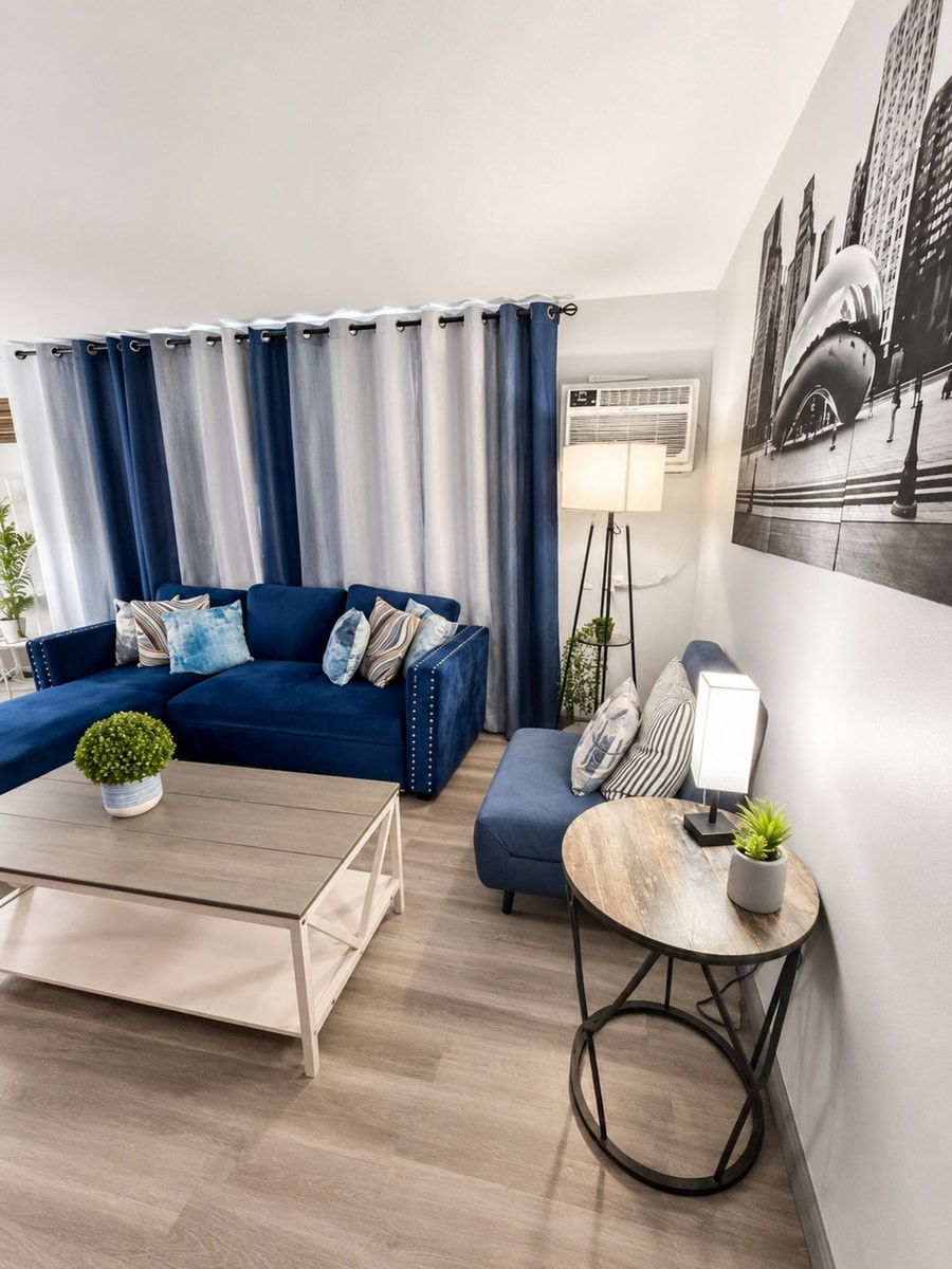 Apt, Sleep Number King Bed & Pet Friendly