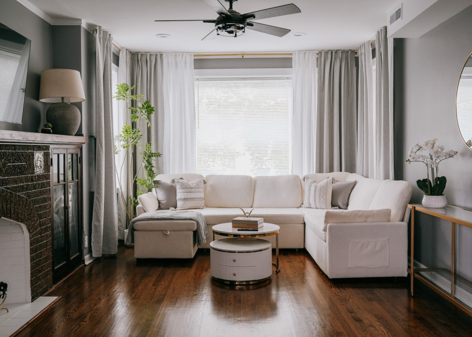 Sleeps7 • 2br • Coffee Station • Backyard W/ Grill - Chicago, IL