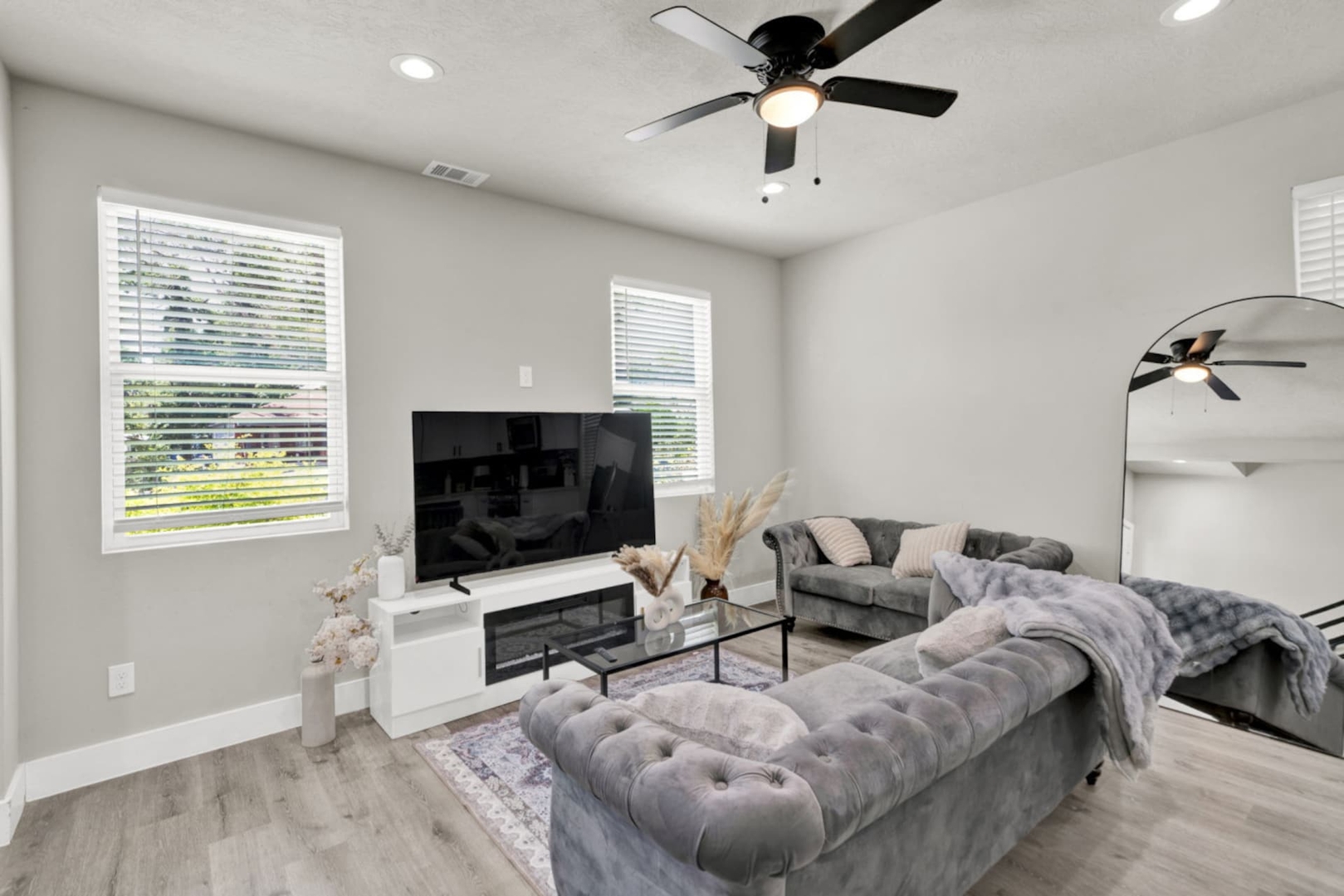Pet-friendly 3br/3ba • 15 Min To Airport - Houston, TX