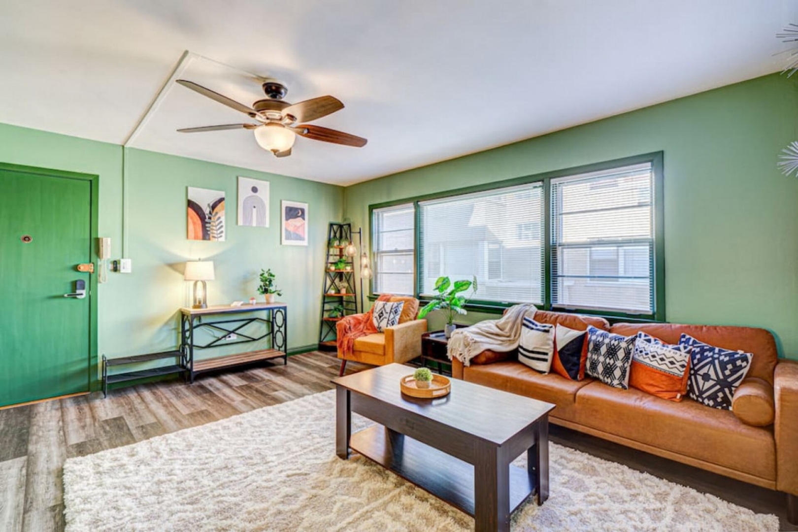 Top Rated Condo • 65” Tv • Family-friendly 2br - Chicago, IL