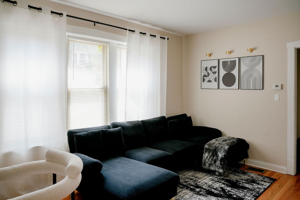 Private Workspace & Modern Stylish Stay